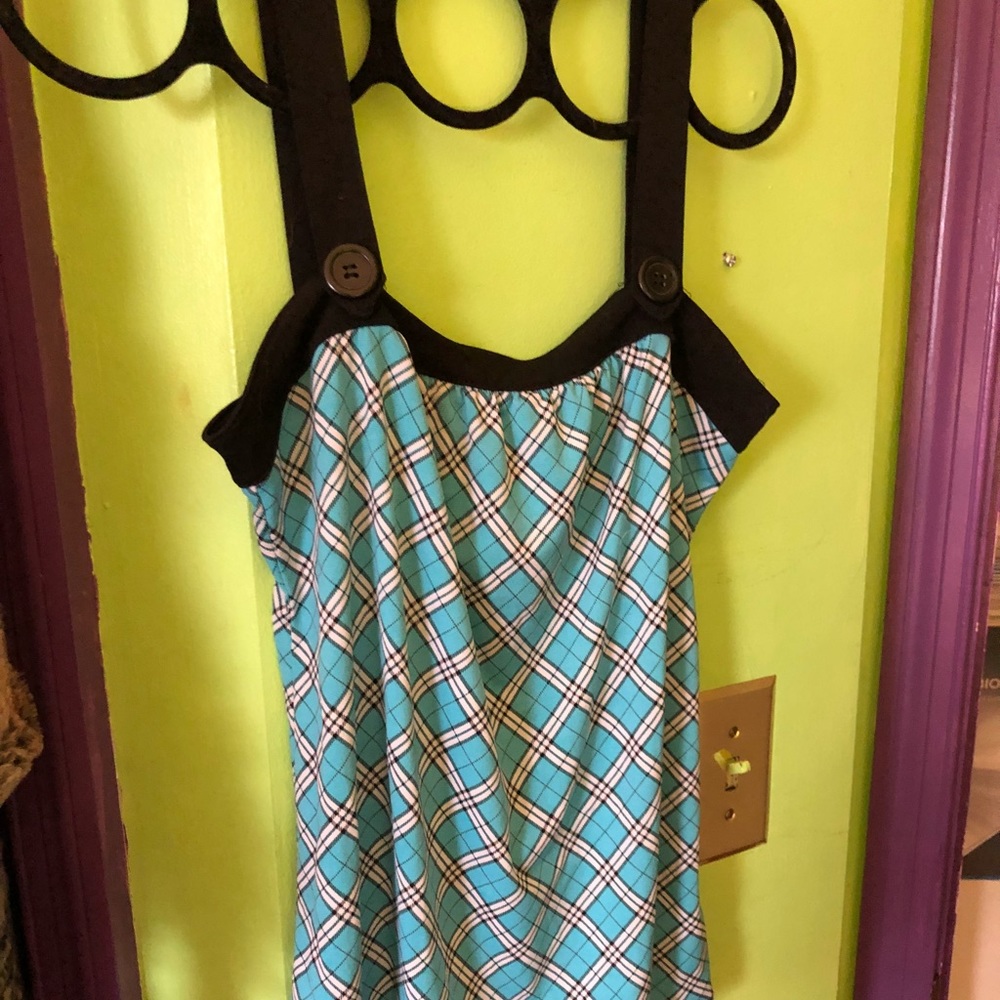 Forever 21 checked plaid top. Size M